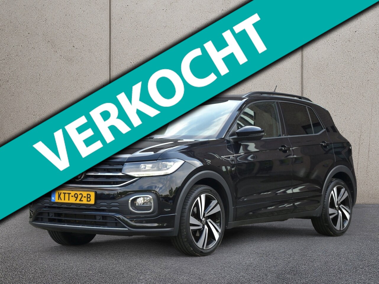 Volkswagen T-Cross - 1.0 TSI R-Line Automaat | Navigatie | ACC | Stoelverwarming - AutoWereld.nl