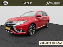 Mitsubishi Outlander - 2.0 PHEV Premium RIJKLAAR | 360 Camera | Trekhaak | Climate Control