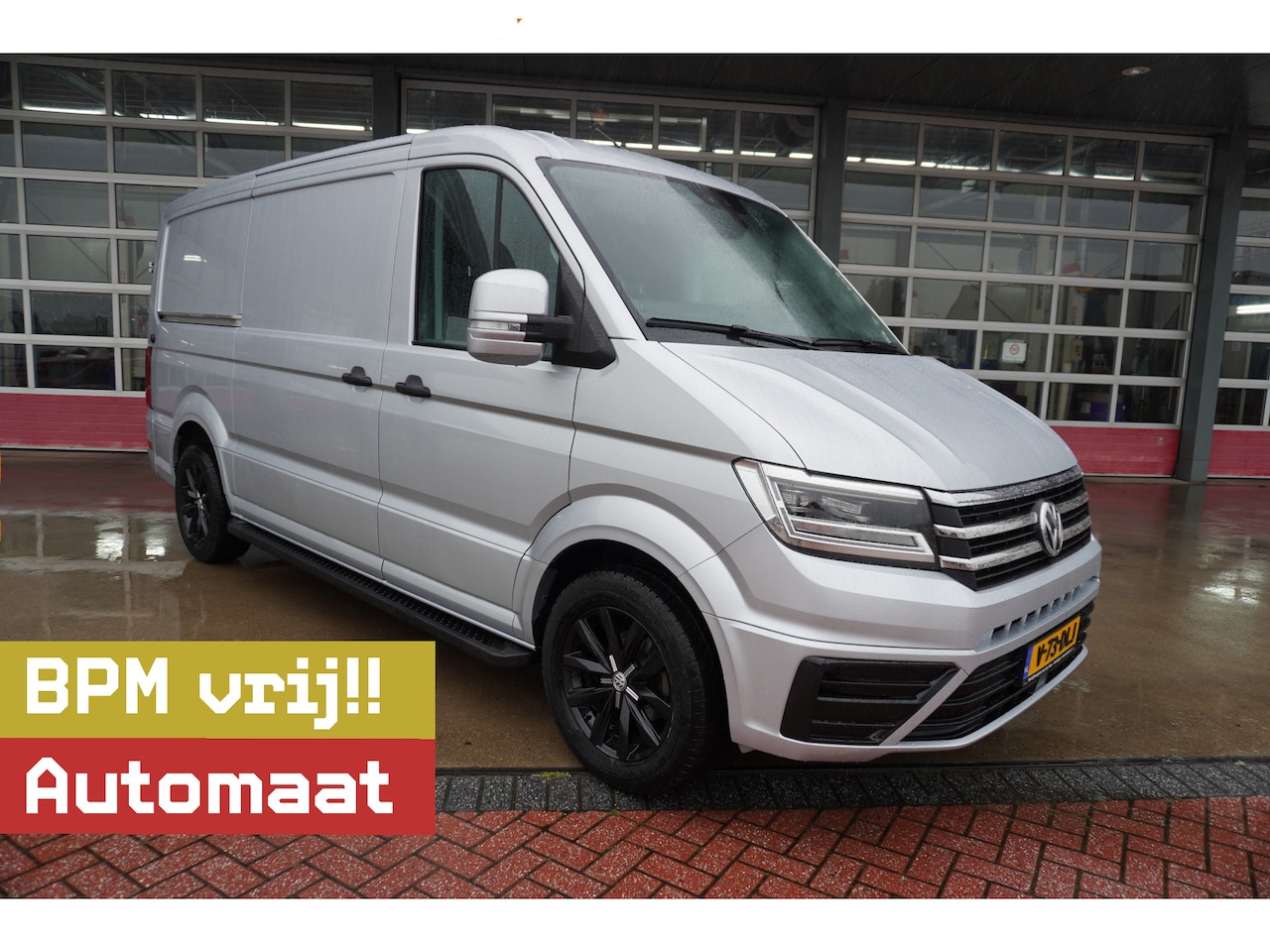 Volkswagen Crafter - 35 2.0 TDI 177PK L3H2 Automaat Airco | Cruise| Camera | Apple CP-Android auto - AutoWereld.nl