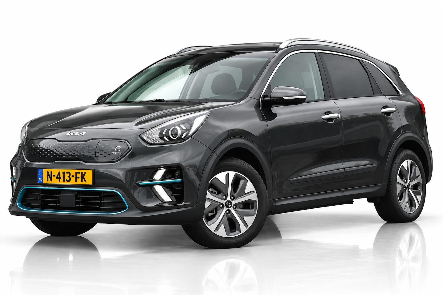 Kia e-Niro - Edition 64 kWh SOH 97,8% | STOELVERWARMING | NAP | CAMERA | STUURVERWARMING | APPLE CARPLA - AutoWereld.nl