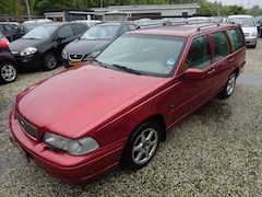 Volvo V70 - 2.5 T automaat trekhaak cruise control