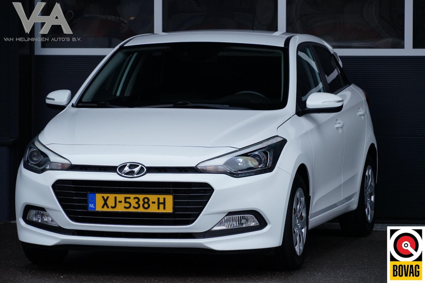 Hyundai i20 - 1.0 T-GDI Comfort 1.0 T-GDI Comfort, NL, cam. navi, cruise, DAB - AutoWereld.nl