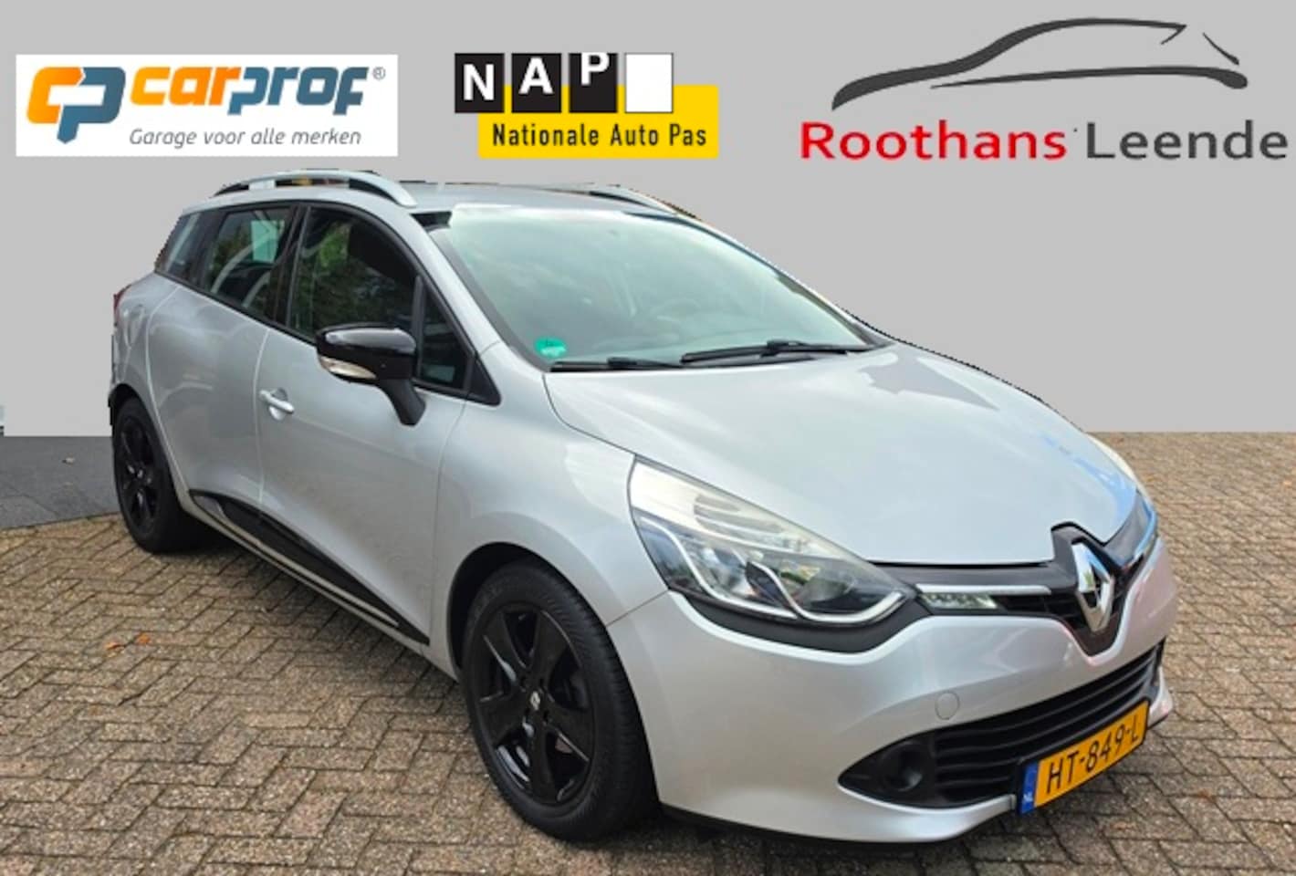 Renault Clio - 1.2 120PK Automaat Expression Navi - Trekhaak - AutoWereld.nl