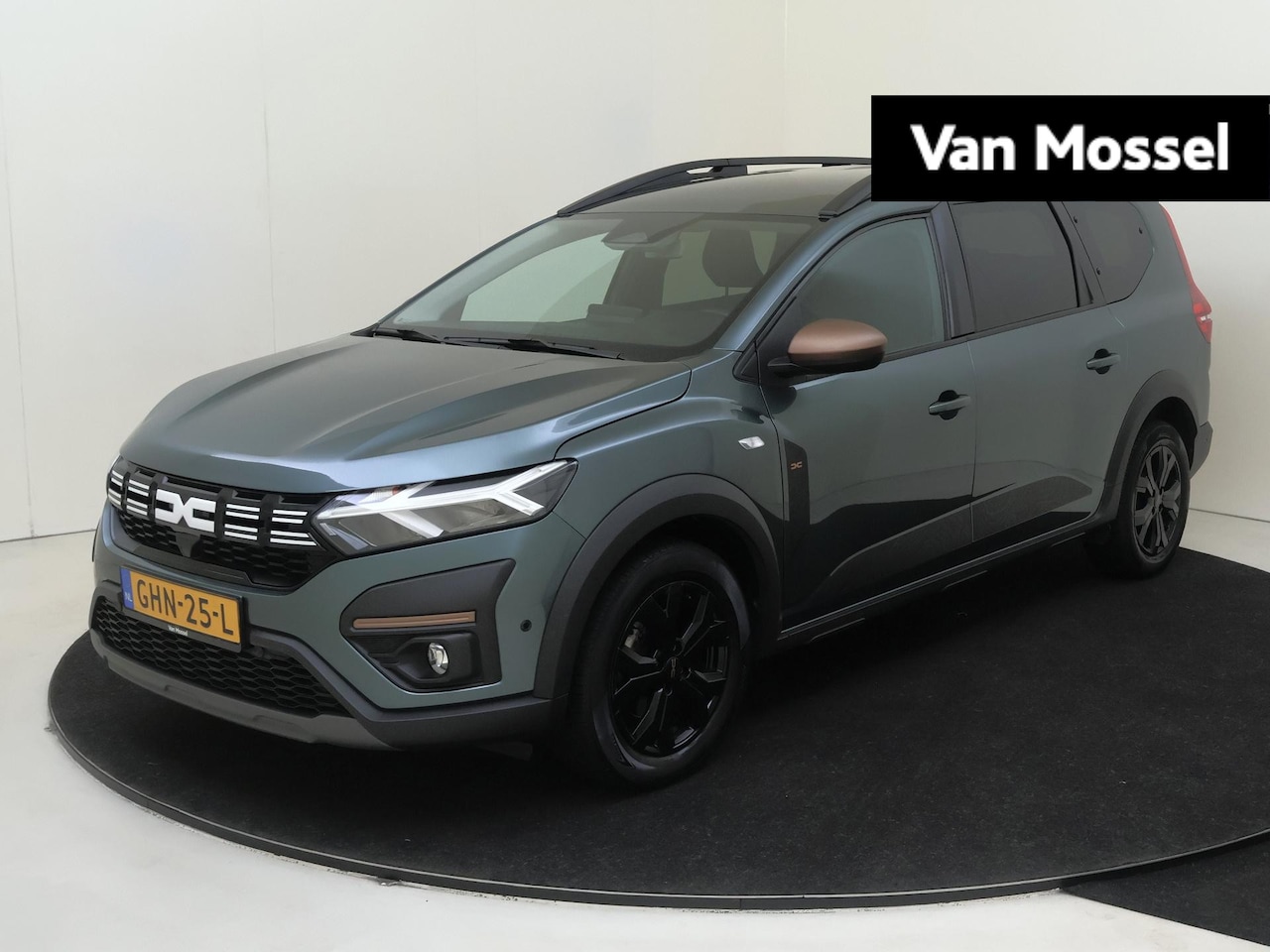 Dacia Jogger - 1.0 TCe 110 Extreme 7persoons | Carplay | Stoelverwarming | LM Velgen | - AutoWereld.nl