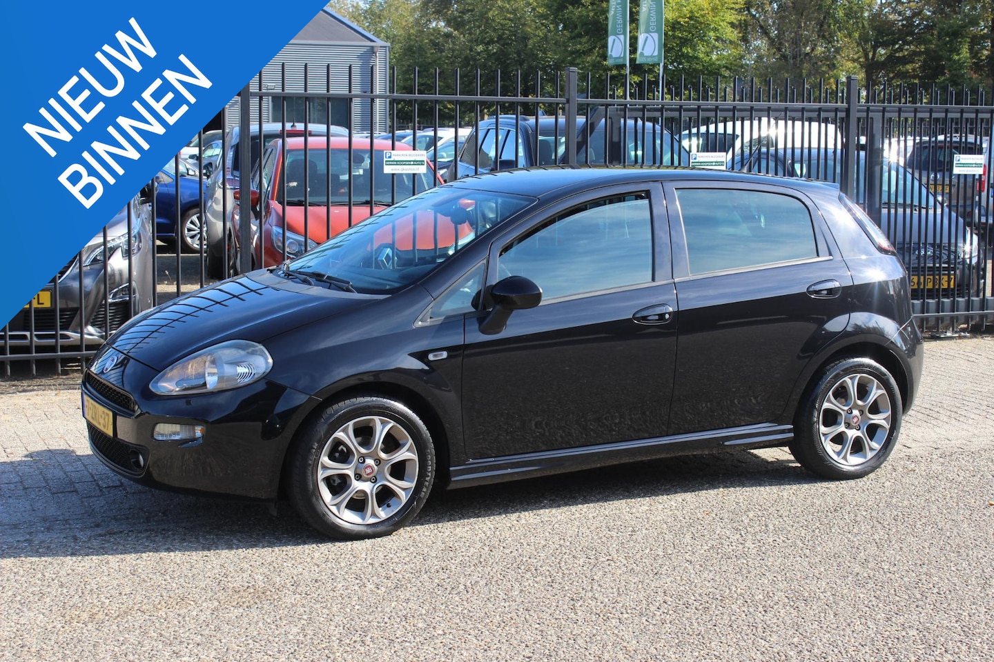 Fiat Punto Evo - 0.9 TwinAir Lounge Airco/ECC! - AutoWereld.nl