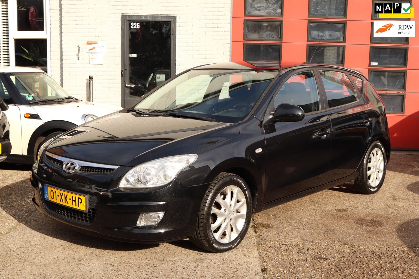 Hyundai i30 - 1.6i Dynamic Luxe 1.6i Dynamic Luxe , AIRCO, SPORTVELGEN, - AutoWereld.nl