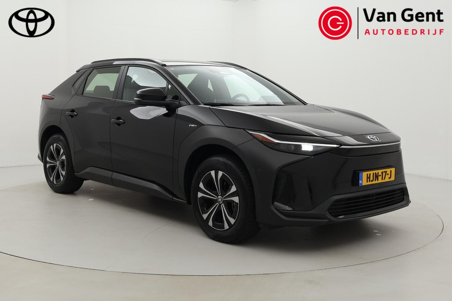 Toyota bZ4X - Active 71 kWh | Warmtepomp | Apple Carplay / Android Auto | Keyless | Adaptive Cruise | Cl - AutoWereld.nl
