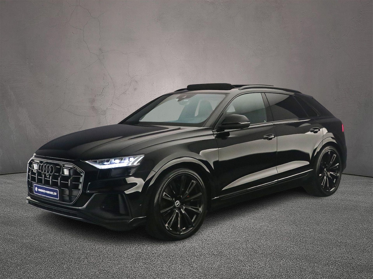 Audi Q8 - 4.0 TFSI SQ8 quattro | Achterasbesturing | Panoramadak | Tour Pakket | City Pakket | Lucht - AutoWereld.nl