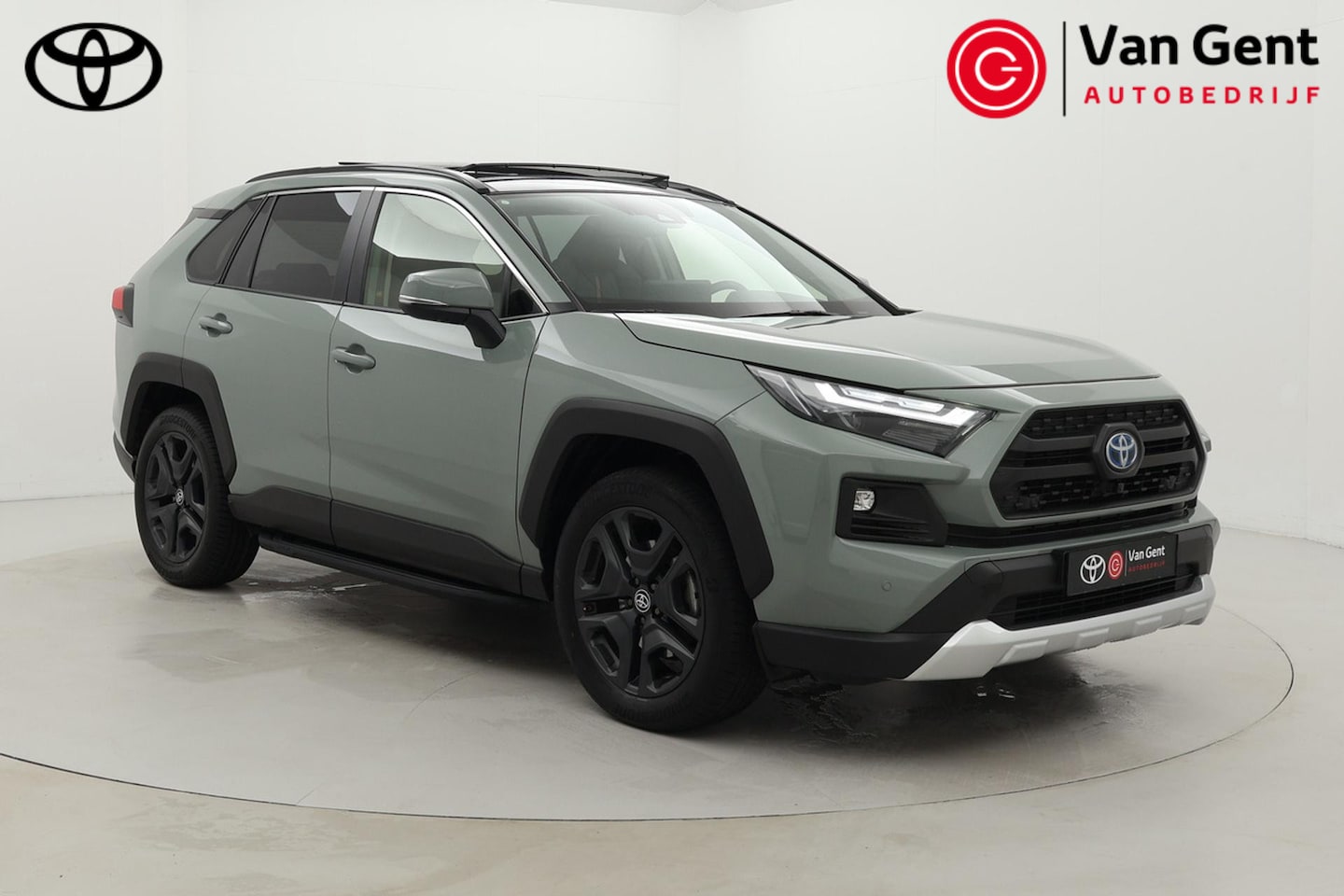 Toyota RAV4 - 2.5 Hybrid AWD ADVENTURE | Panoramadak | Trekhaak | Treeplanken | Leder | Dodehoek detecti - AutoWereld.nl