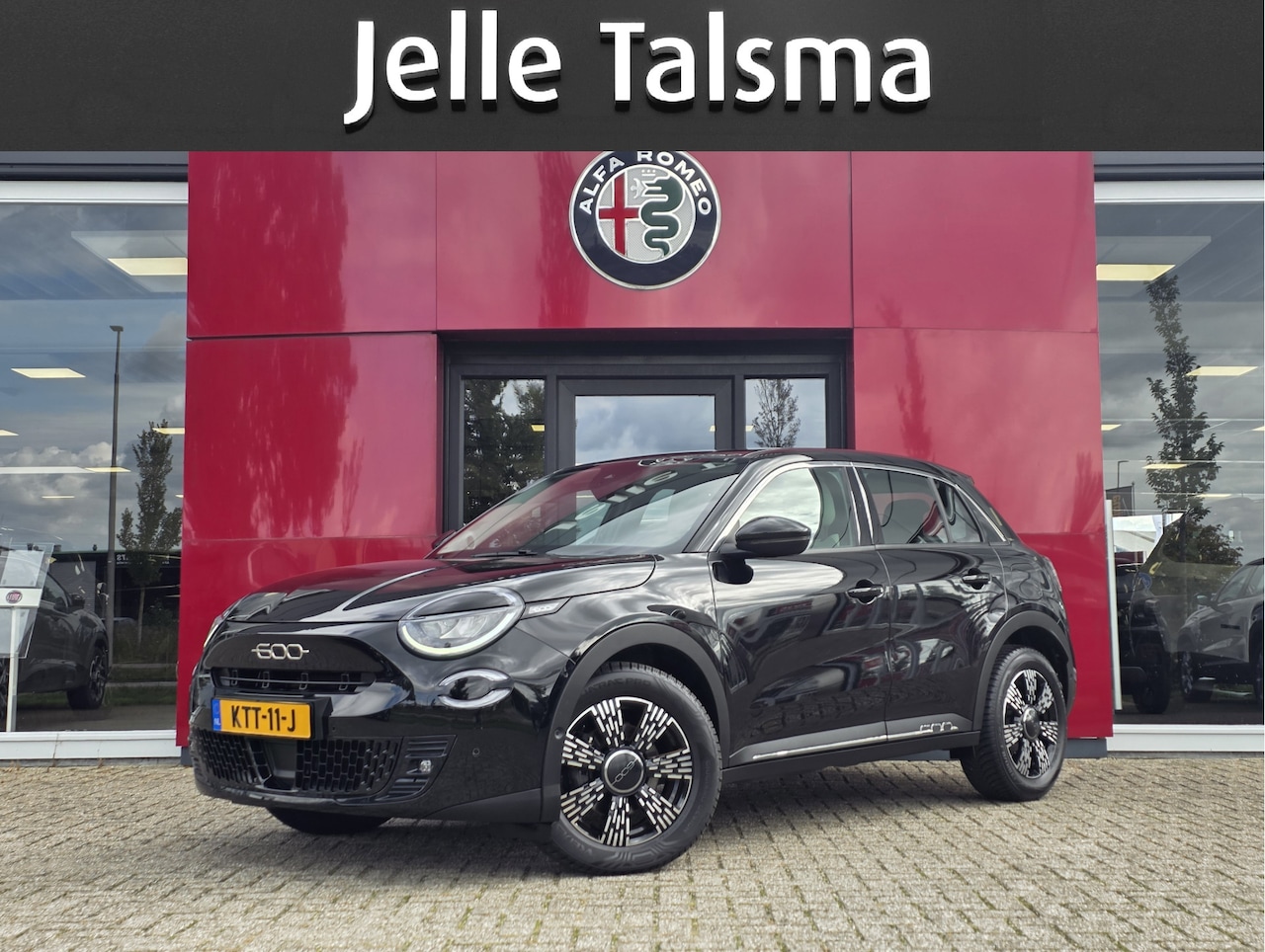 Fiat 600 - 1.2T 100 Hybrid Urban | LED | CarPlay | Camera \ Style Pack | Winter Pack - AutoWereld.nl