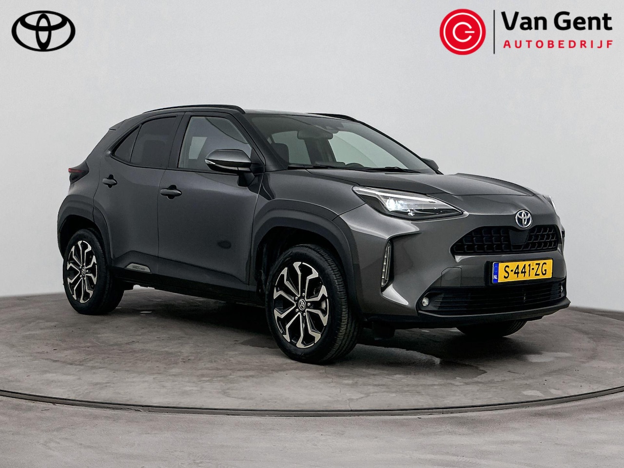 Toyota Yaris Cross - 1.5 Hybrid Dynamic | Trekhaak | Apple Carplay / Android Auto | Keyless | Adaptive Cruise | - AutoWereld.nl
