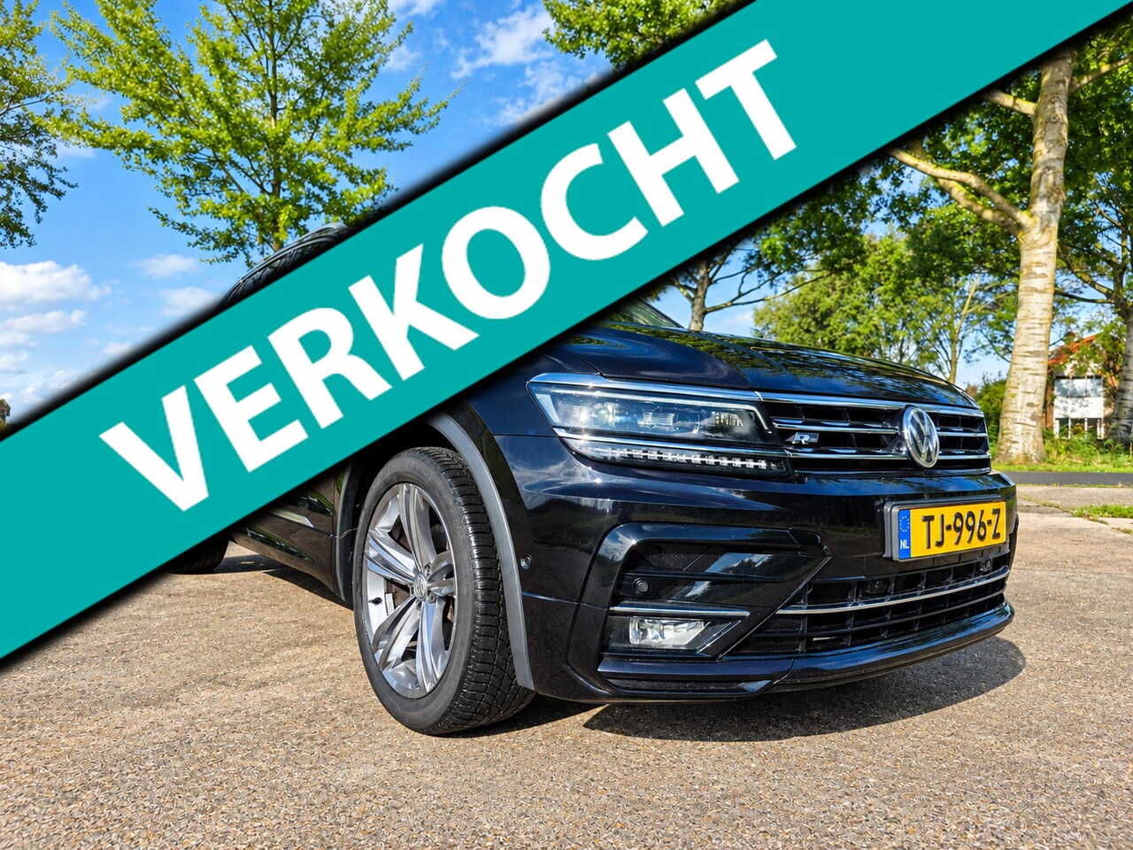 Volkswagen Tiguan - 1.4 TSI 4Motion Highline Business R|PANO|ORGINEEL NL|DYNAUDIO|DEALER ONDERHOUDEN| - AutoWereld.nl