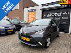 Toyota Aygo - 1.0 VVT-i x | SLECHTS 42.409 KM | ELEK.RAMEN | CENTRALE VERGR. | UPGRADE MOGELIJK |