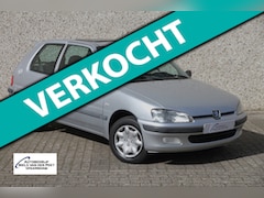 Peugeot 106 - 1.1 XT / Stuurbekrachtiging / Elektrische ramen / APK tot juni 2027