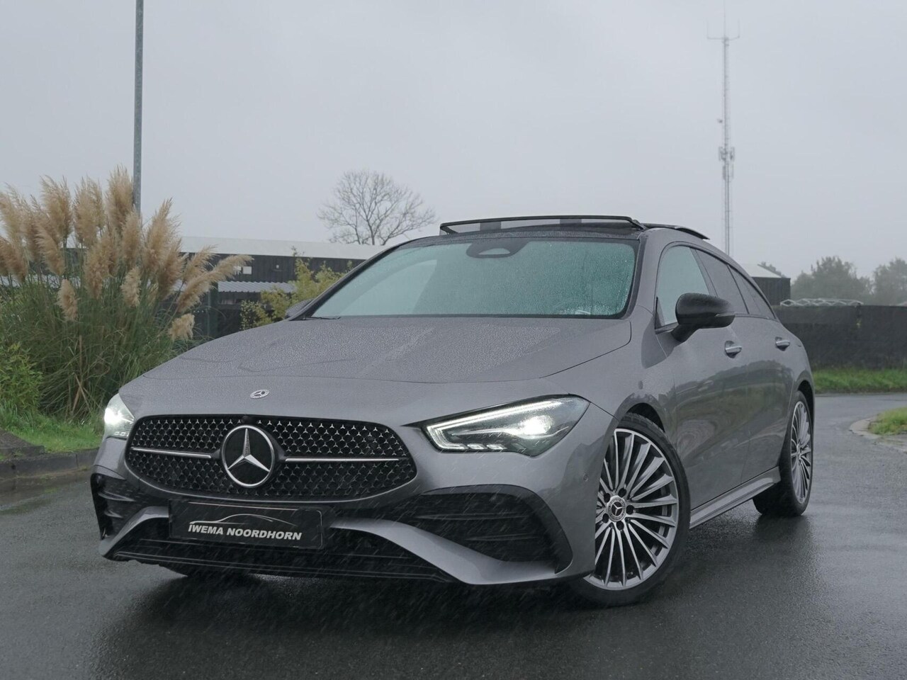Mercedes-Benz CLA-klasse Shooting Brake - 180 AMG Panoramadak|Camera|Keyless|Sfeerverlichting|Night pakket - AutoWereld.nl
