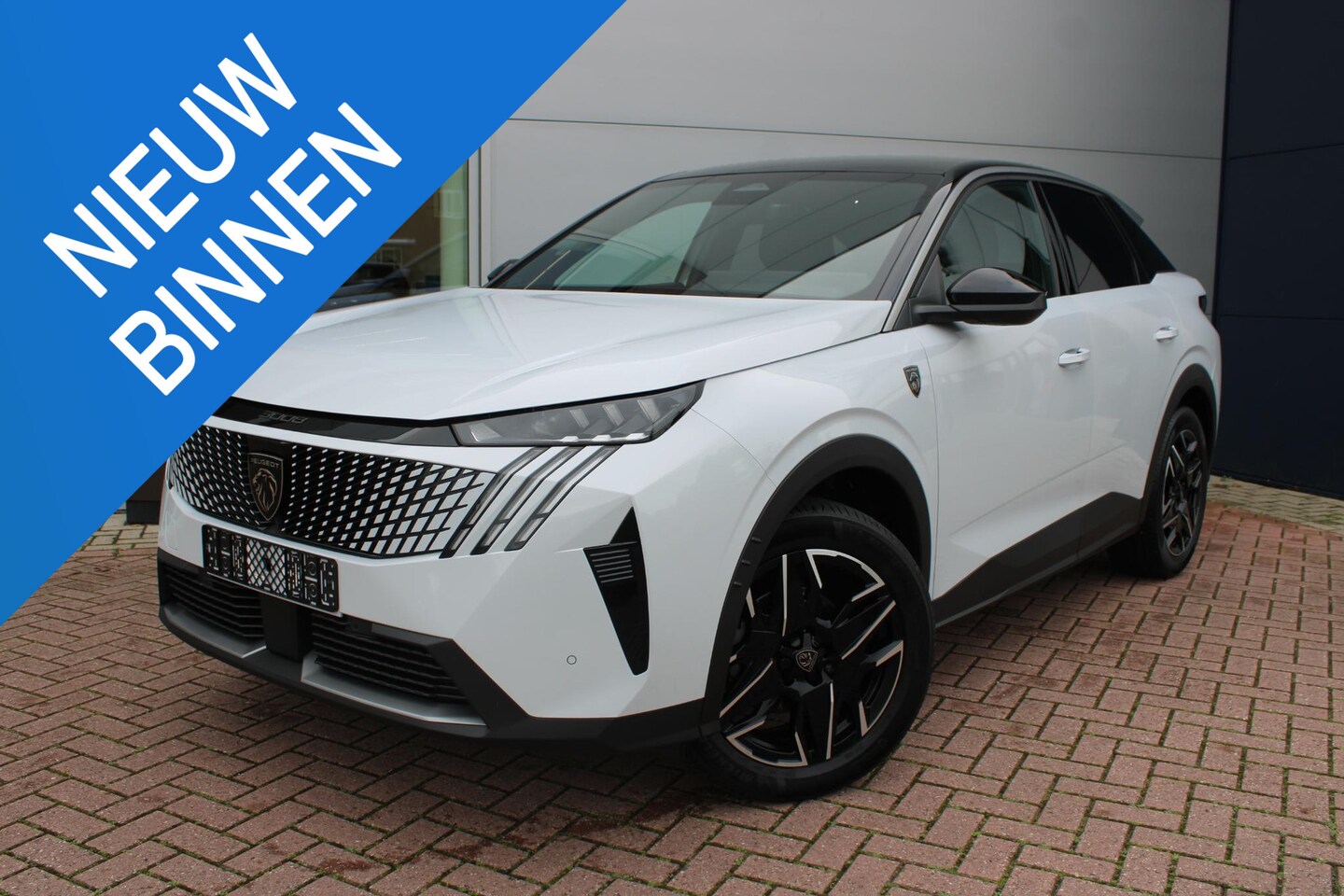 Peugeot 3008 - 1.2 Hybrid 145 GT Automaat Airco Navi Camera Carplay 5.020km Nieuwstaat - AutoWereld.nl