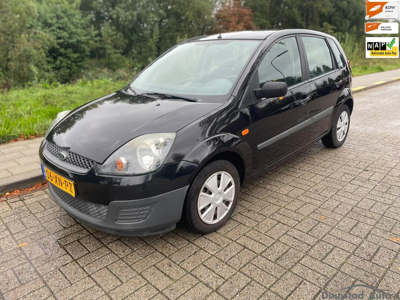 Ford Fiesta - 1.3i Airco 5-deurs lage km-stand Nap - AutoWereld.nl