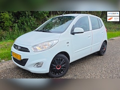 Hyundai i10 - 1.1 70PK AUTOMAAT Airco Pdc Bleutooth Nette auto