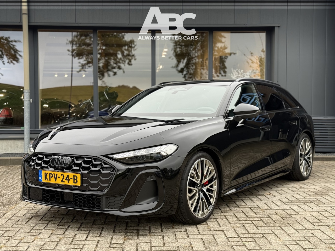 Audi A5 Avant - 2.0 e-hybrid quattro S edition Competition BTW HUD Passagiers MMI Massage B&O Pano StoelVe - AutoWereld.nl