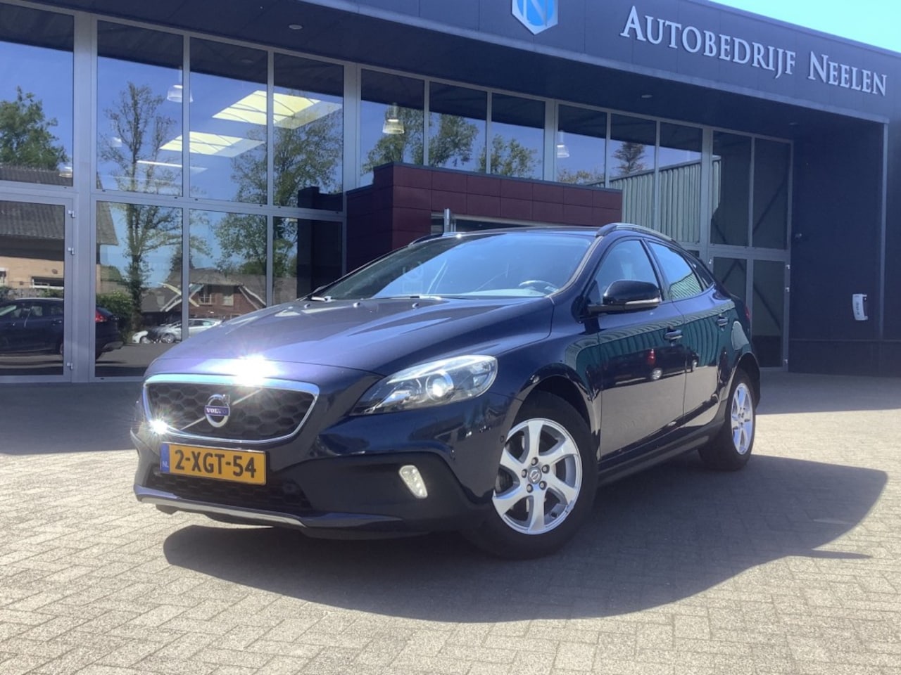 Volvo V40 Cross Country - cross country 1.6 T4 Summum I 1e eigenaar - AutoWereld.nl