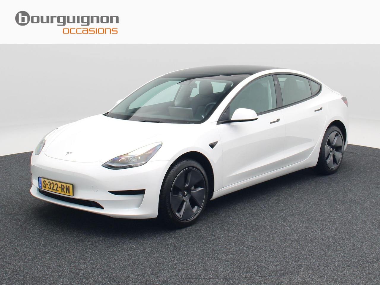 Tesla Model 3 - Standard RWD Plus 60 kWh 238 Pk | Stoel/Stuurverwarming | Panoramadak | 360 camera | Adapt - AutoWereld.nl