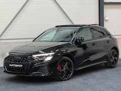 Audi A3 Sportback - 30 TFSI S-Line Black Ed. Pano Navi Carplay Camera