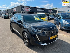Peugeot 2008 - 1.2 PureTech Allure(clima, cruise, lmv, nwe-distributieset, bj21, 15999, -)