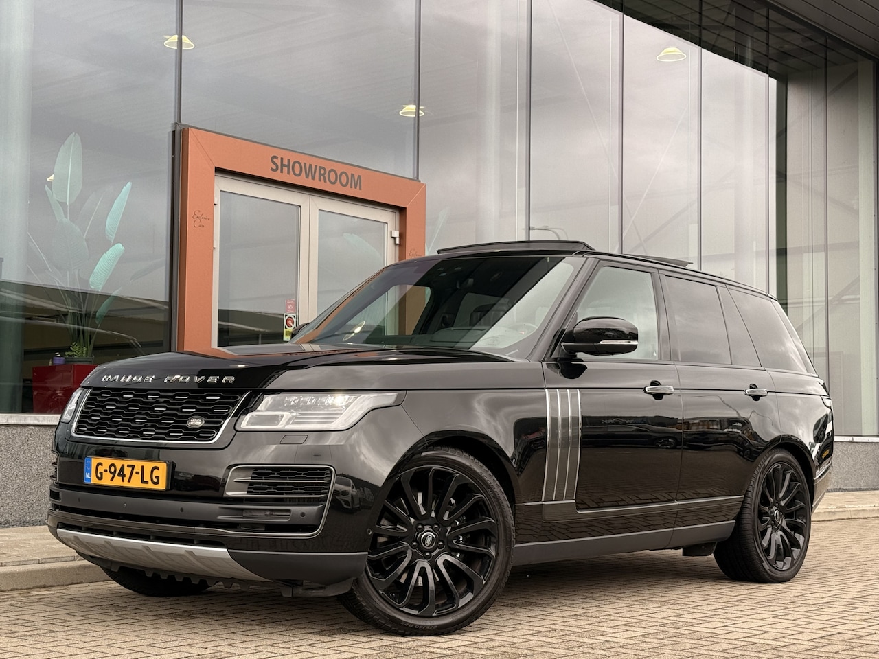 Land Rover Range Rover - 5.0 V8 SC SV Autobiography Dynamic | Meridian | Leder | Massage | Trekhaak | Head - Up | M - AutoWereld.nl