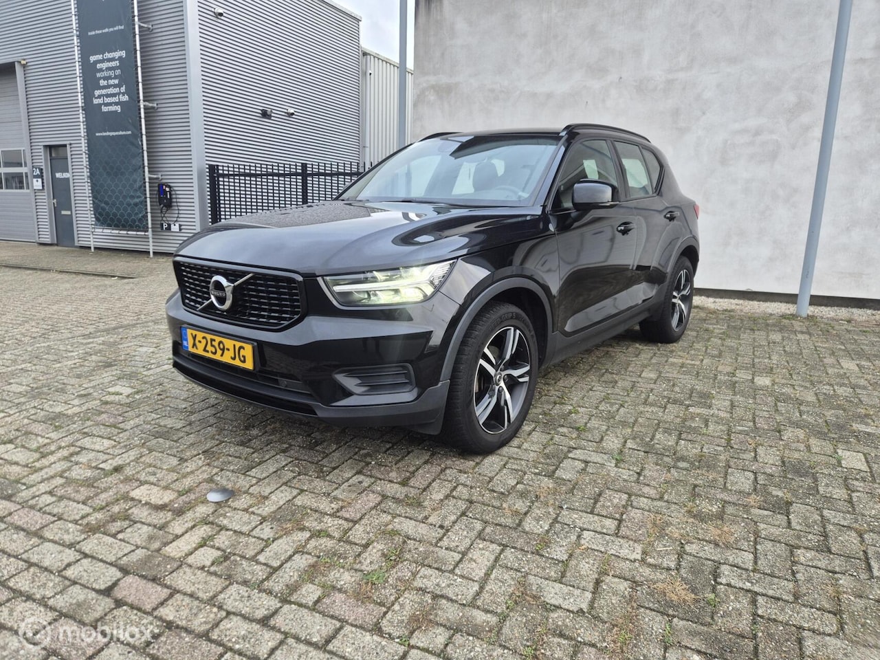 Volvo XC40 - 1.5 T3 R-Design 1.5 T3 R-Design - AutoWereld.nl