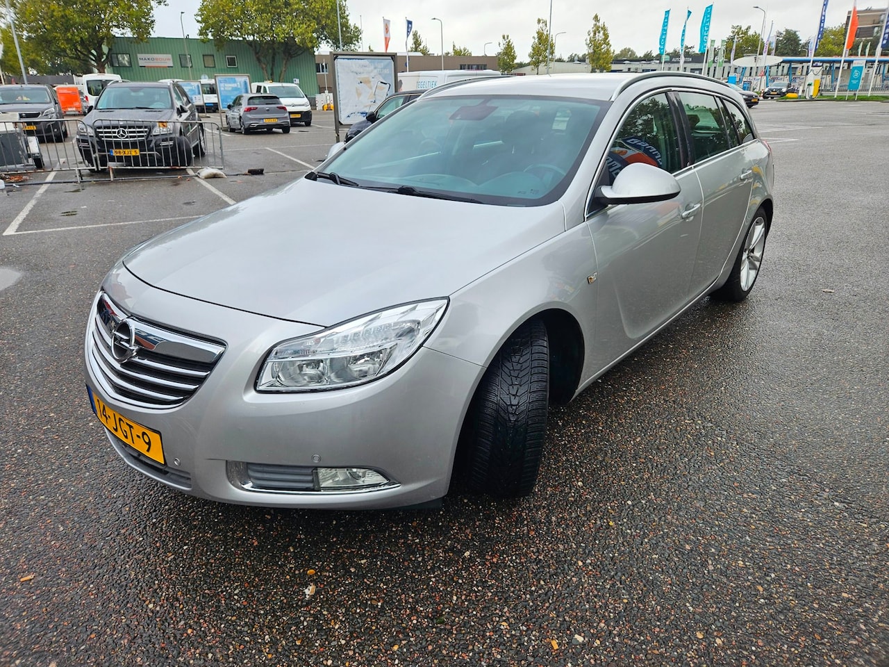 Opel Insignia Sports Tourer - 1.8 Business 1.8 Business Nieuwe APK - AutoWereld.nl