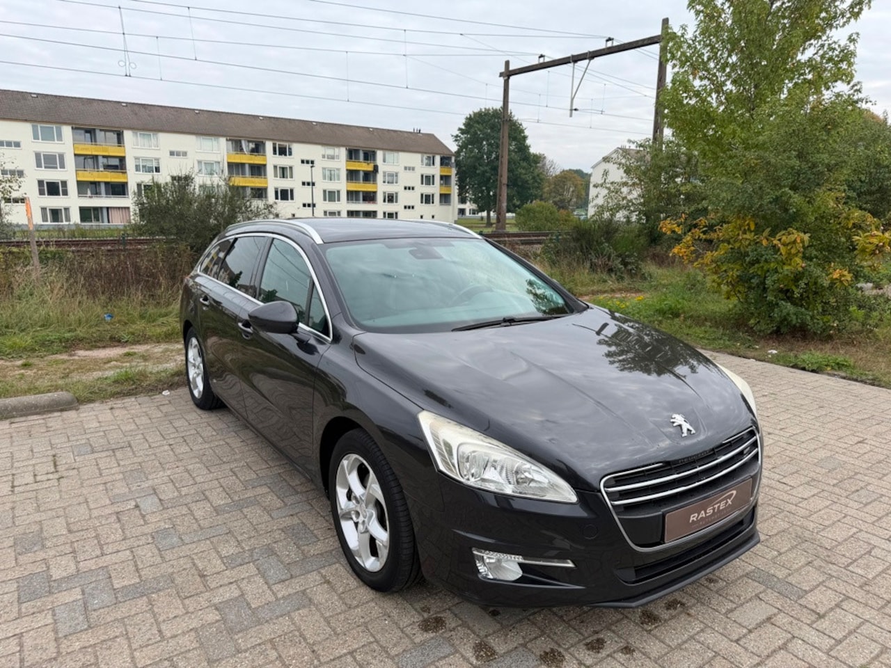 Peugeot 508 SW - 1.6 e-HDi Blue Lease Executive Automaat | Clima | Leder | Pano | Navi - AutoWereld.nl