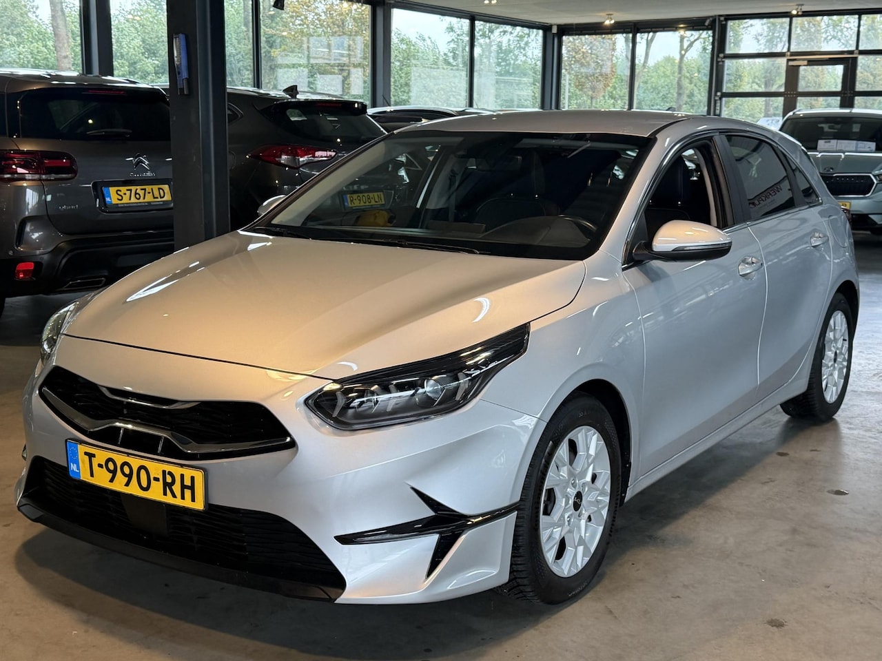 Kia Cee'd - Ceed 1.0 T-GDi DynamicPlusLine - AutoWereld.nl