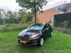 Ford Fiesta - 1.0 Style Airco Navi NW Distbutie NW APK