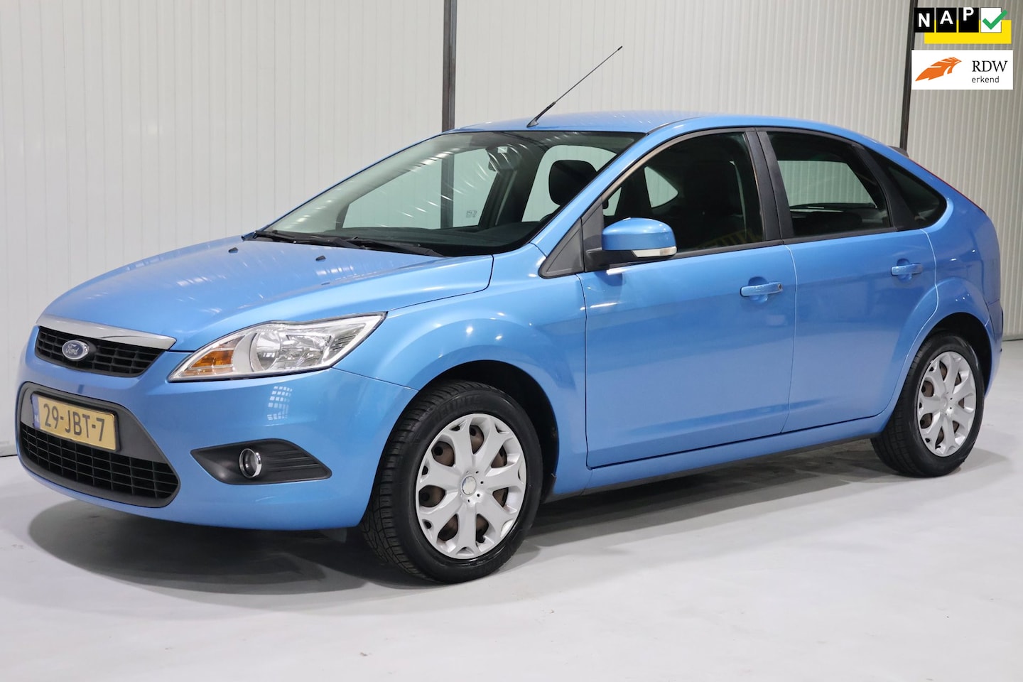 Ford Focus - 1.6 Trend AIRCO - TREKHAAK - NWE APK! - AutoWereld.nl