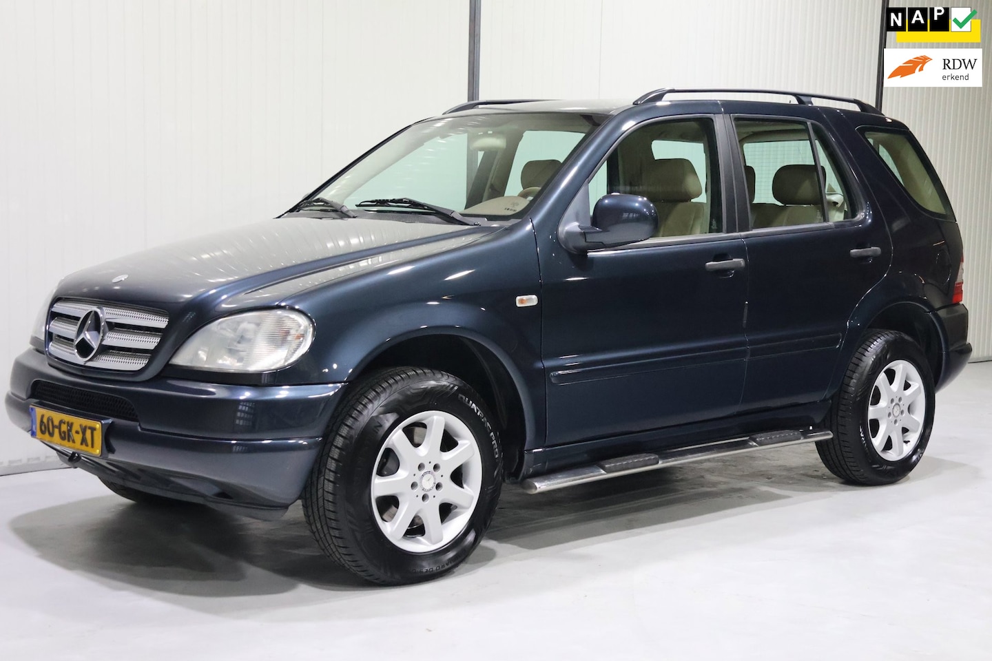 Mercedes-Benz M-klasse - 430 V8 | ZEER NETTE STAAT | TREKHAAK! - AutoWereld.nl
