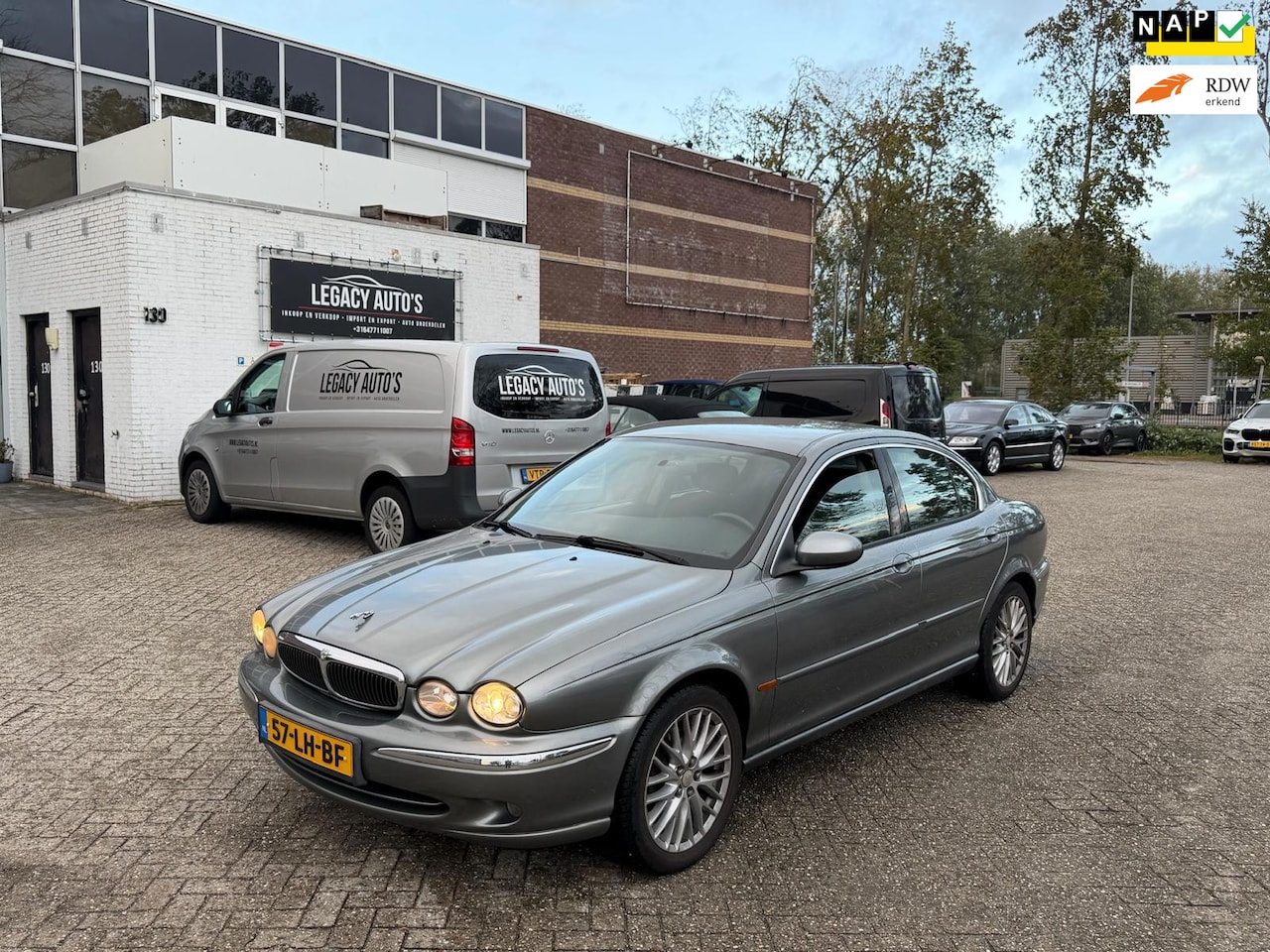 Jaguar X-type - 2.0 V6 Business Edition - RIJDT & SCHAKELT GOED! - AutoWereld.nl