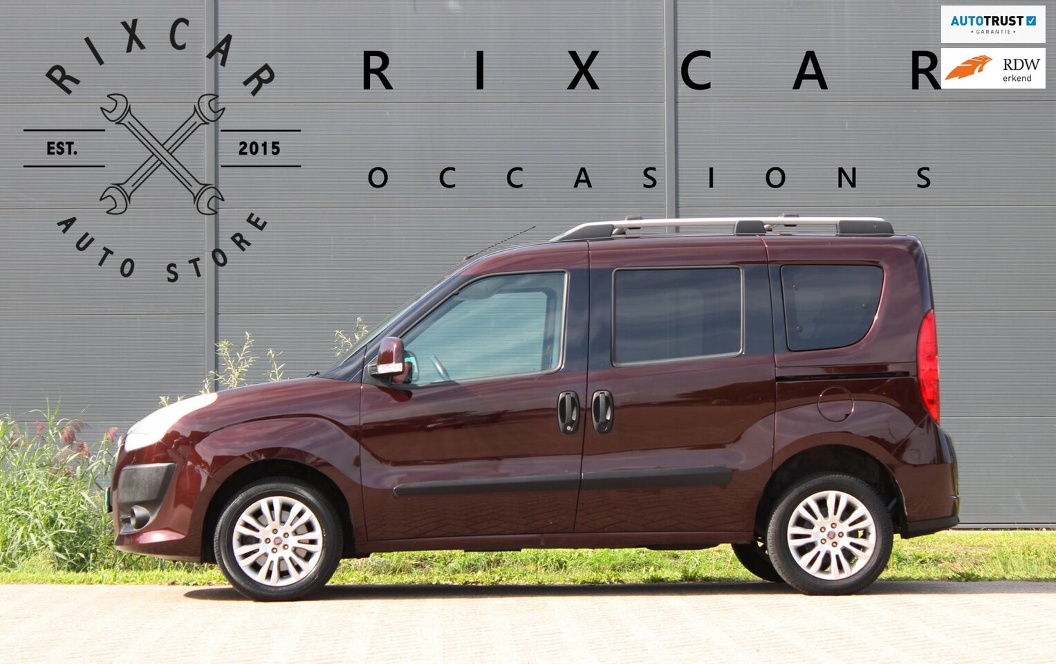 Fiat Doblò - 1.4 Emotion 7p. Airco AllSeason 2x Schuifdeuren PDC - AutoWereld.nl