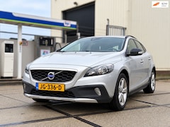 Volvo V40 Cross Country - 1.6 D2 Summum 2015 | Automaat | Navi | Euro 6 | PDC