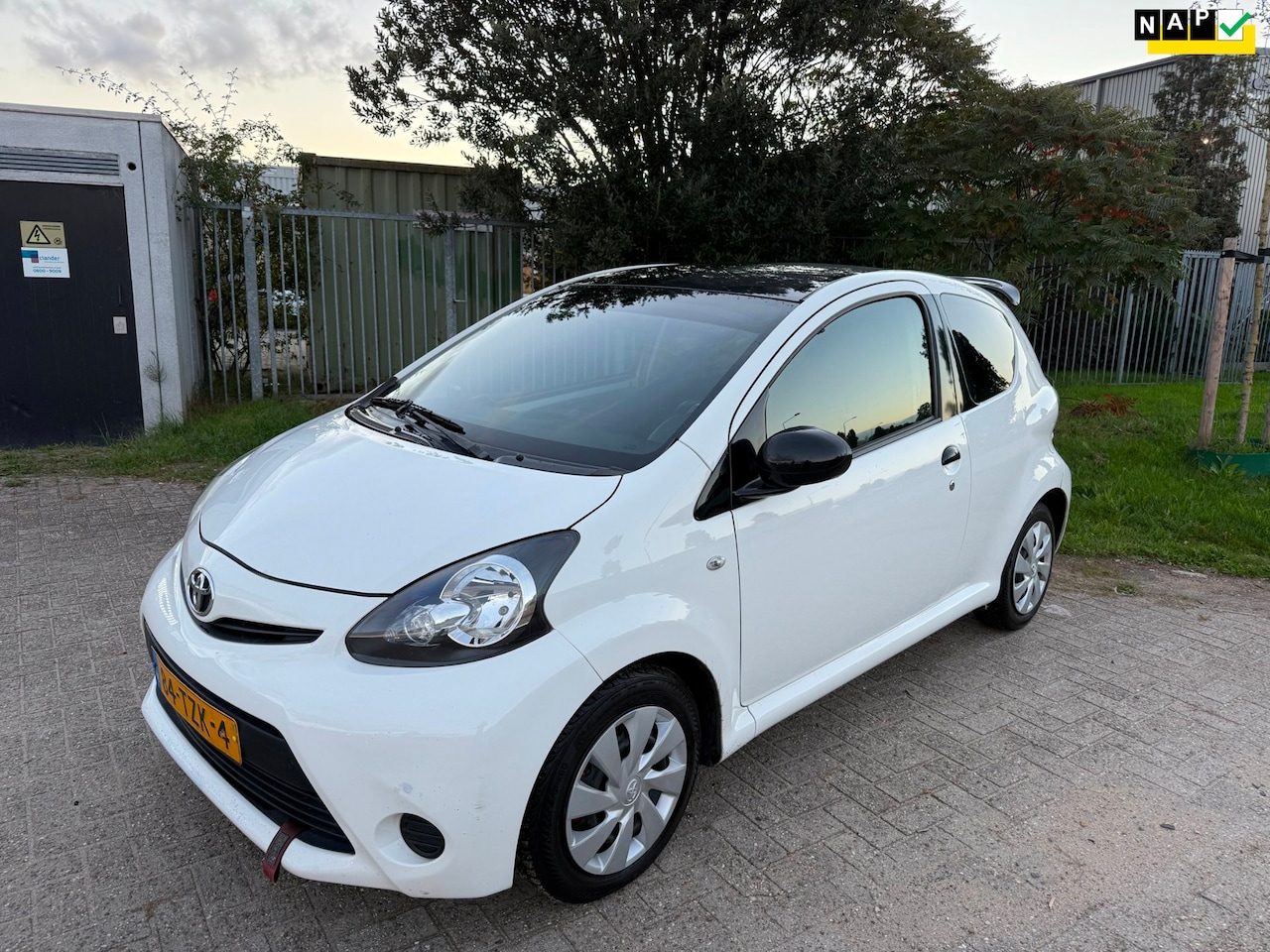 Toyota Aygo - 1.0 VVT-i Comfort Bj 2012 | Airco| Nwe APK - AutoWereld.nl