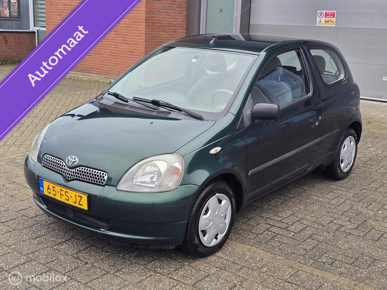 Toyota Yaris - 1.3-16V VVT-i Sol_Automaat_Apk - AutoWereld.nl