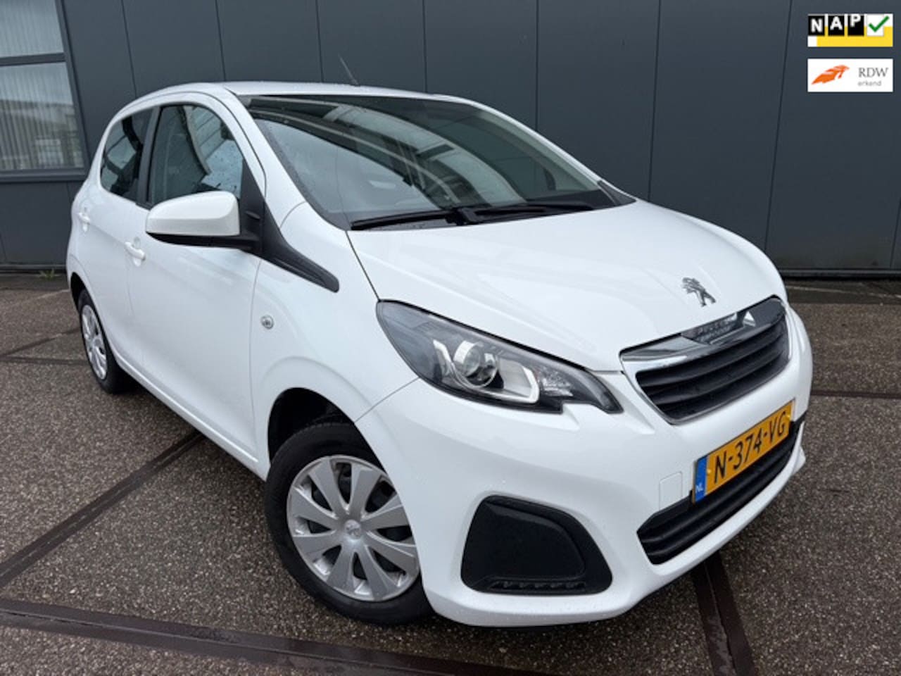 Peugeot 108 - 1.0 e-VTi Active | Camera | Carplay | Bluetooth | - AutoWereld.nl