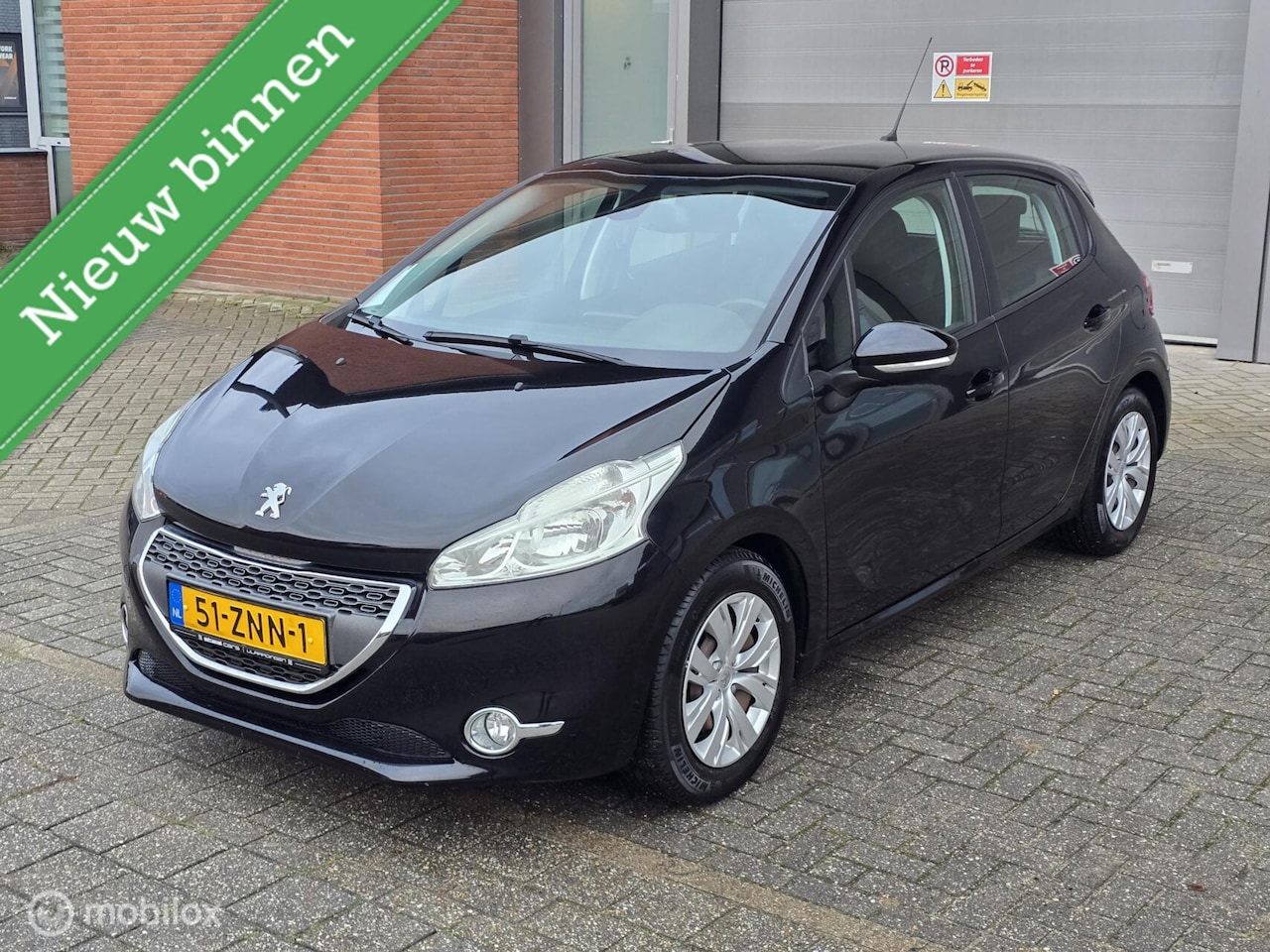 Peugeot 208 - 1.2 VTi Access_Airco_Apk - AutoWereld.nl