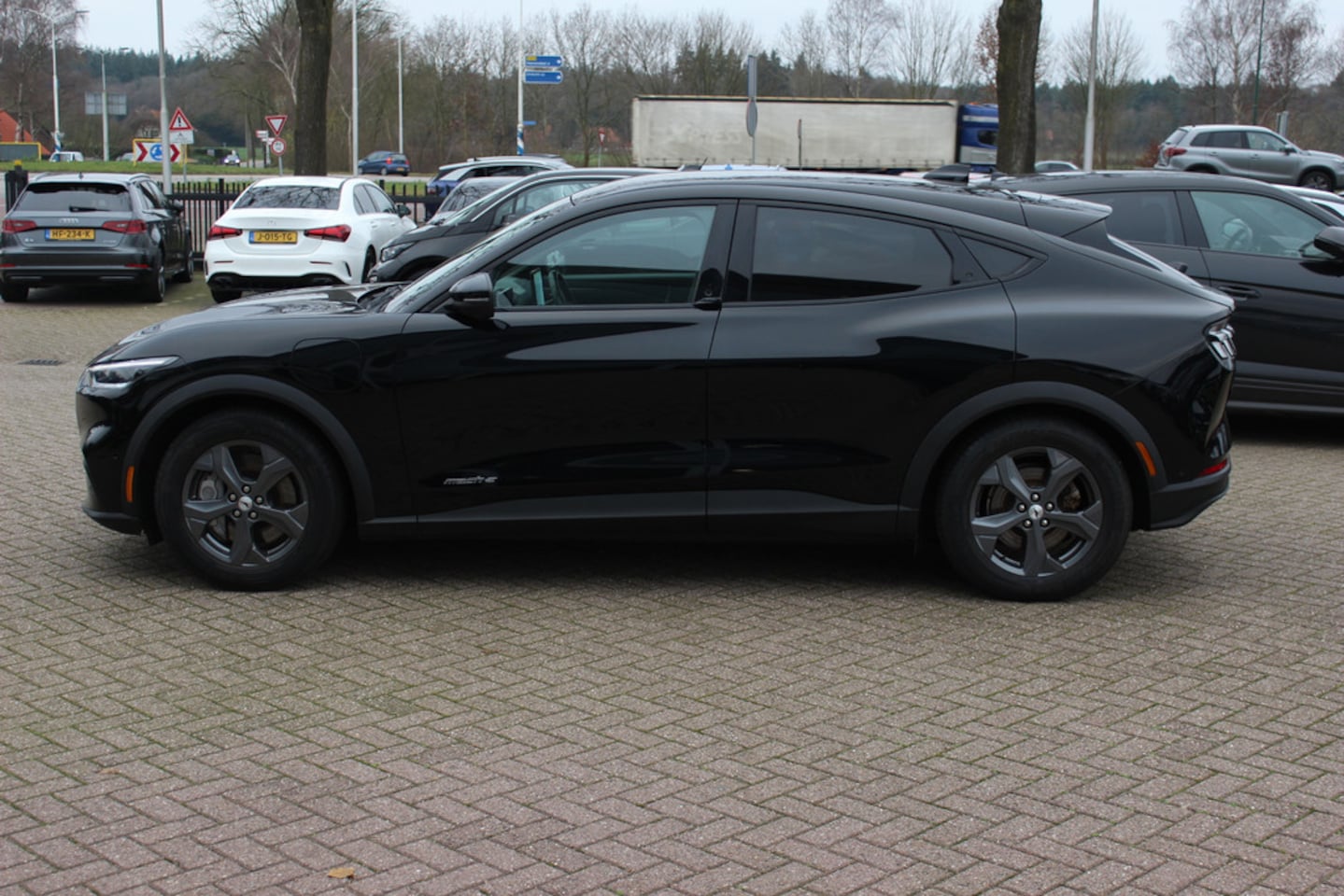 Ford Mustang Mach-E - Extended RWD 98 kWh / 360Camera / Leder / 18'' / Keyless / DAB / B&O / Stuur+Stoelverwarmi - AutoWereld.nl
