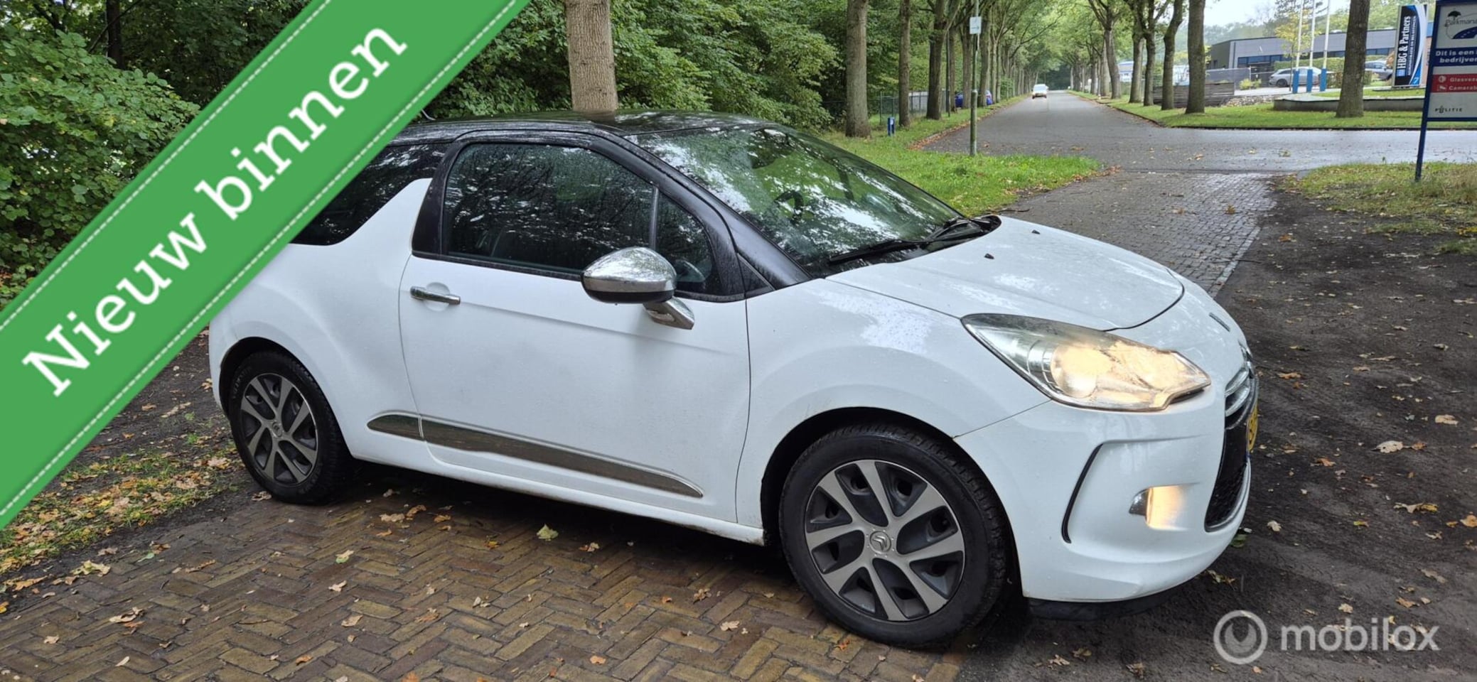 Citroën DS3 - 1.6 e-HDi So Chic 1.6 e-HDi So Chic - AutoWereld.nl