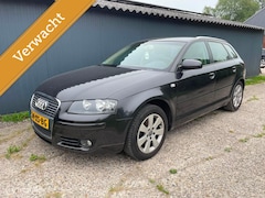 Audi A3 Sportback - 1.8 TFSI Ambiente Pro Line Airco Trekhaak Mooie Auto