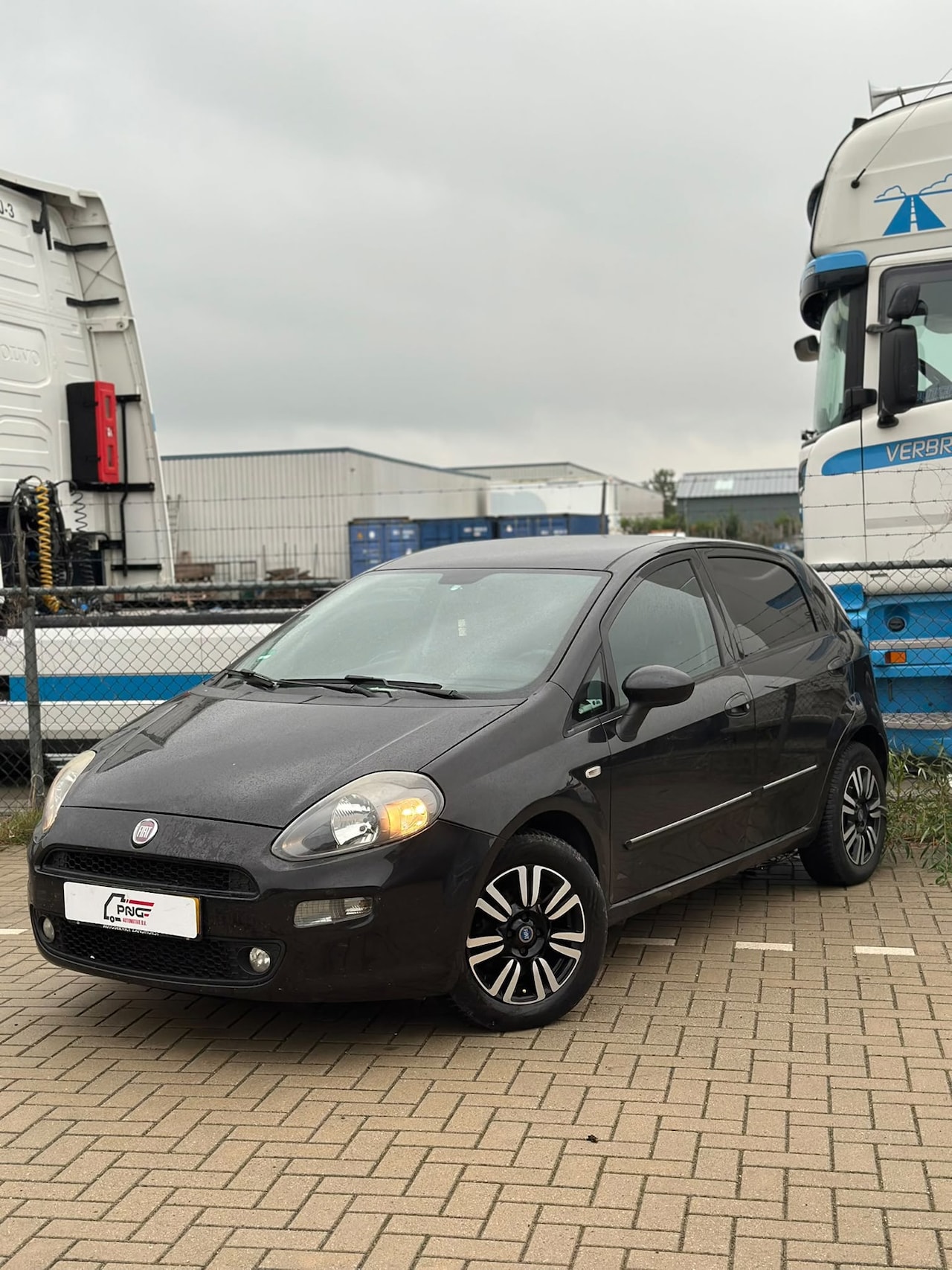 Fiat Punto Evo - 0.9 TwinAir Easy AIRCO - NWE APK - BLEUTOOTH - AutoWereld.nl