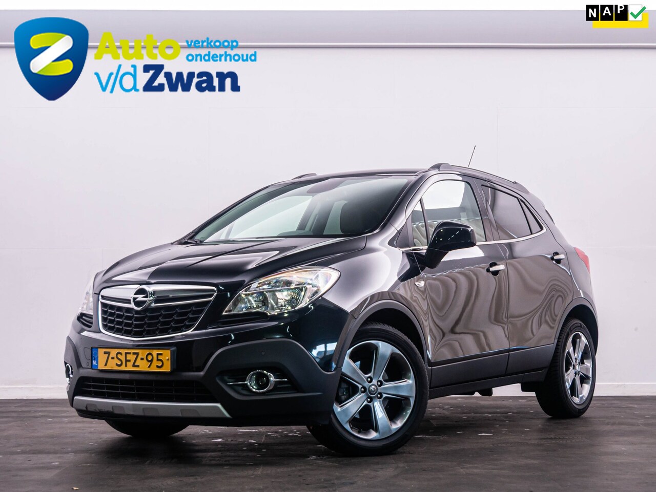 Opel Mokka - 1.4 T Cosmo Trekhaak/Navi/Cruise/Display/18" - AutoWereld.nl