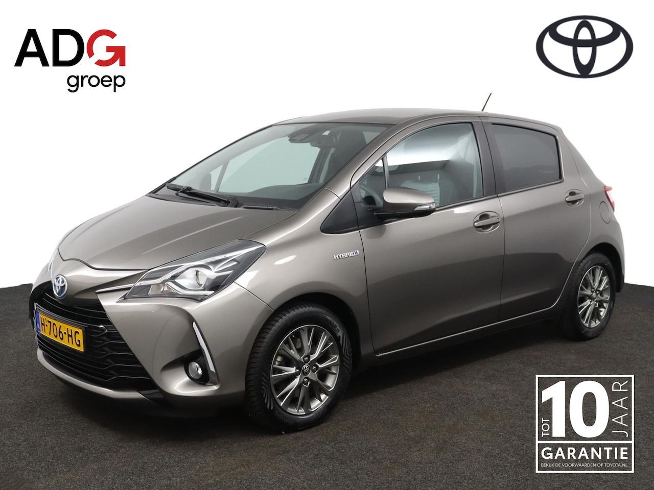 Toyota Yaris - 1.5 Hybrid Dynamic | Lichtmetalen Velgen | Camera | Keyless Entry | Climate Control | 10 J - AutoWereld.nl