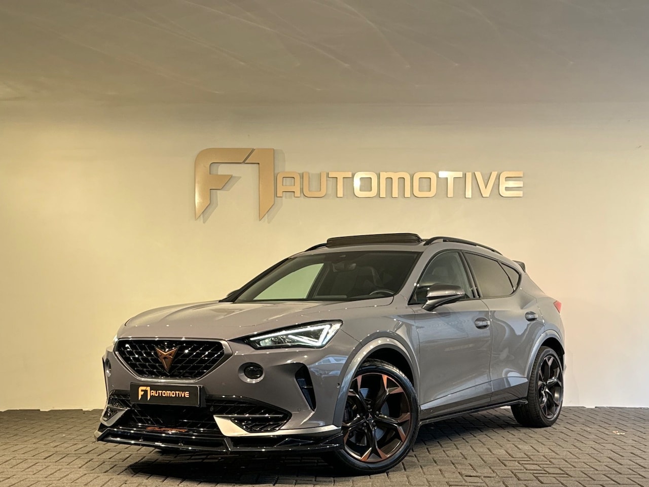 CUPRA Formentor - 2.0 TSI 4DRIVE Pano|Dodehoek|Sfeer|360 Camera|Keyless - AutoWereld.nl