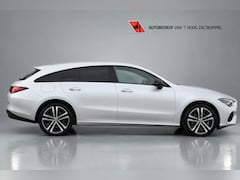 Mercedes-Benz CLA-klasse Shooting Brake - 250e AUT8 Luxury Line (FACELIFT) NIGHT PAKKET LEDER SFEER KEY-LESS GO CAMERA CARPLAY